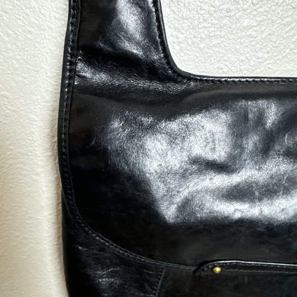 HOBO The Original Black Leather Crossbody/ Shoulder Bag - Picture 3 of 15